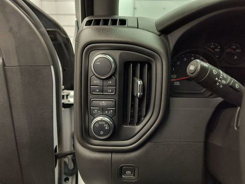 Used 2024 GMC Sierra 1500 Pro w/ Pro Value Package AWD/4WD image 25