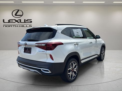 Used 2021 Kia Seltos SX AWD/4WD image 6