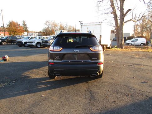 Used 2022 Jeep Cherokee Latitude Lux image 3