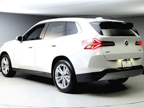 Used 2025 BMW X3 xDrive30i w/ Premium Package image 5