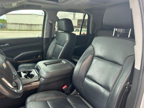 Used 2019 Chevrolet Tahoe LT image 13