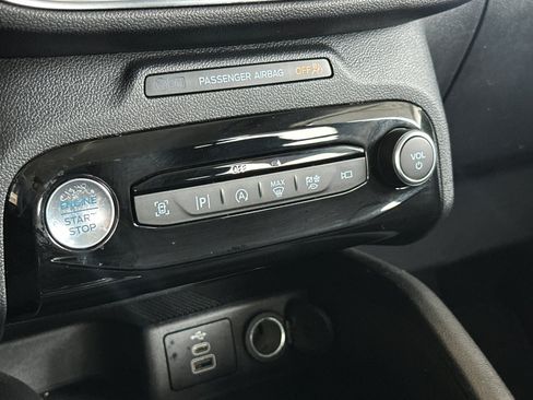 Used 2024 Ford Escape Platinum AWD/4WD image 21