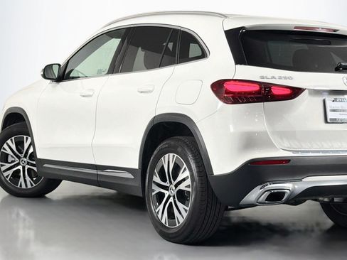Certified 2026 Mercedes-Benz GLA 250 image 16