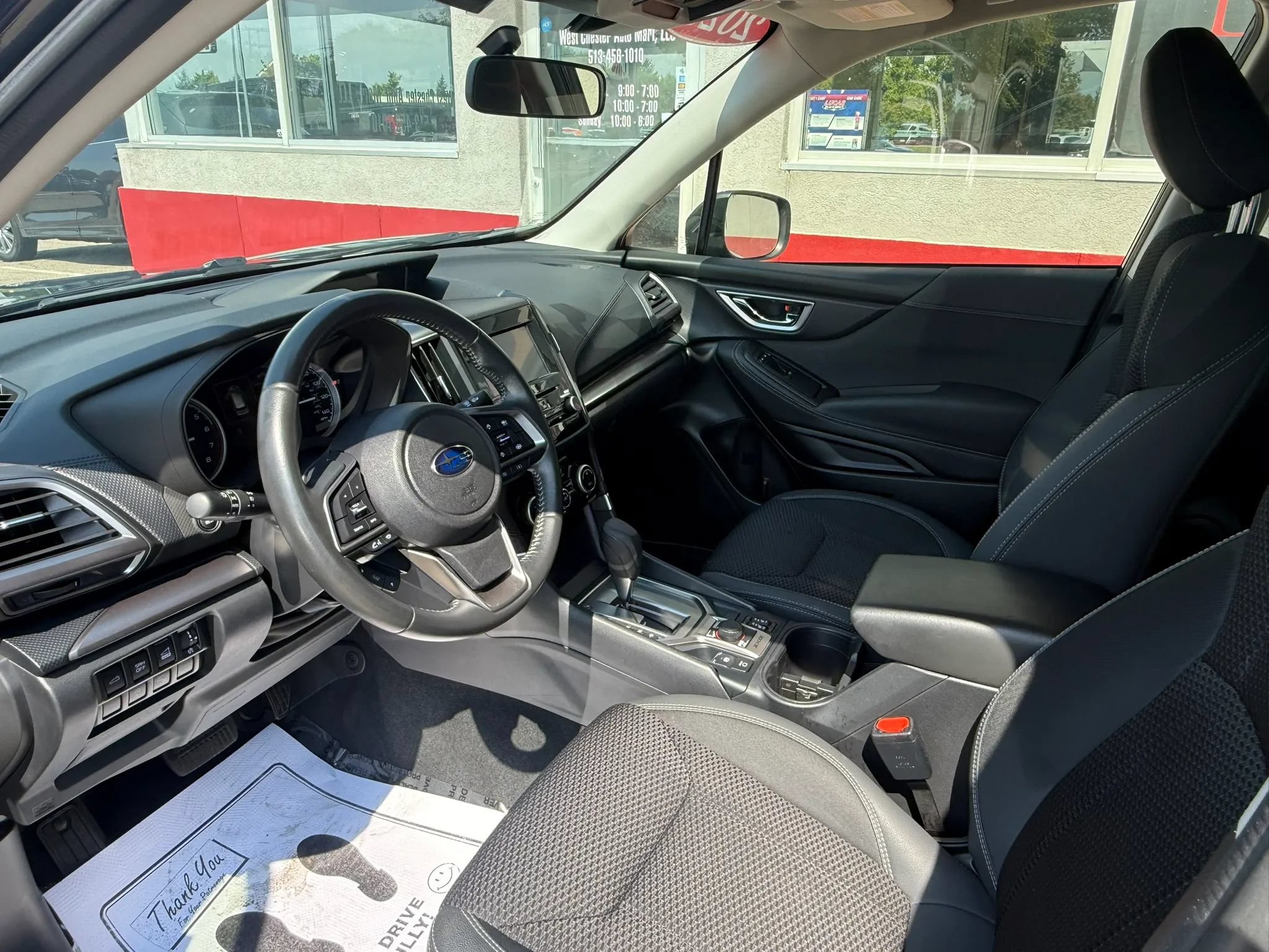Used 2023 Subaru Forester Premium AWD/4WD image 9
