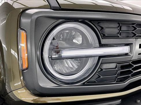 Certified 2025 Ford Bronco Raptor w/ Interior Carbon Fiber Pack AWD/4WD image 29