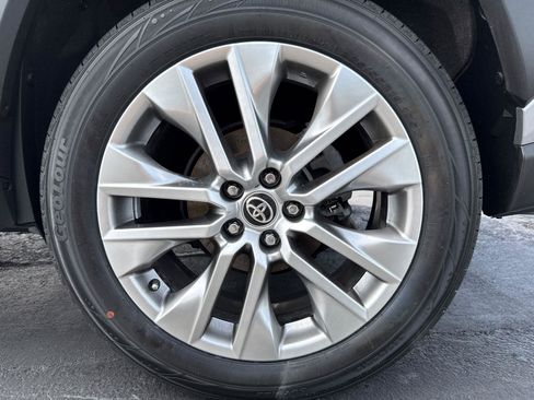 Used 2022 Toyota RAV4 Limited w/ Limited Grade Weather Package image 31