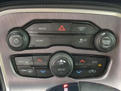 Used 2018 Dodge Challenger SXT w/ Blacktop Package image 29