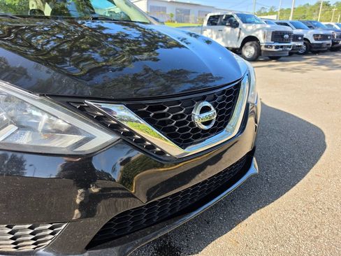 Used 2017 Nissan Sentra SV FWD image 13