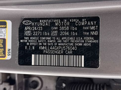 Used 2023 Hyundai Elantra SE image 34