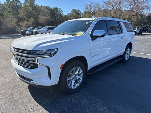 Certified 2023 Chevrolet Suburban Premier image 1