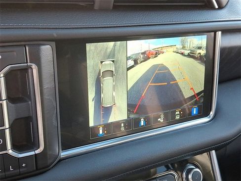 Used 2022 GMC Yukon XL Denali image 20