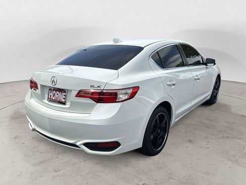 Used 2017 Acura ILX FWD image 5