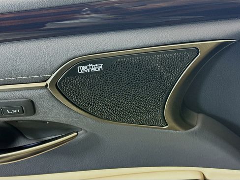 Used 2019 Lexus ES 350 Luxury image 21