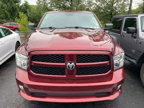 Used 2019 RAM 1500 Express w/ Express Value Package AWD/4WD image 6