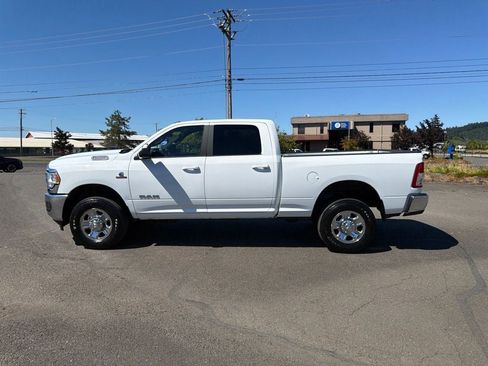 Used 2022 RAM 2500 Big Horn AWD/4WD image 11