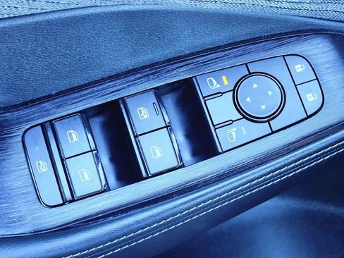 Certified 2023 Nissan Rogue SV image 21