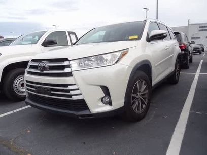 Used 2019 Toyota Highlander XLE