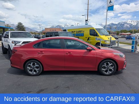 Used 2021 Kia Forte LXS FWD image 2
