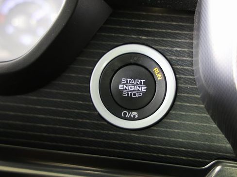 Used 2019 RAM 1500 Limited image 25