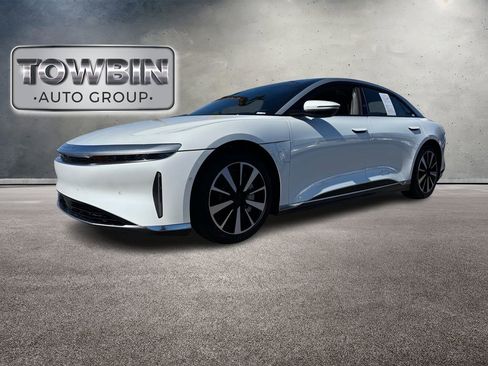 Used 2023 Lucid Air Touring image 7