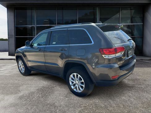Used 2021 Jeep Grand Cherokee Laredo AWD/4WD image 5