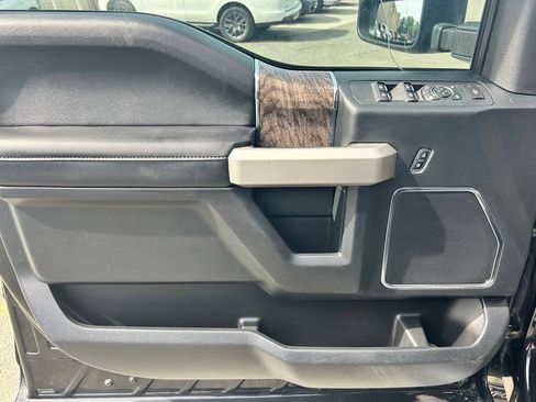 Used 2017 Ford F350 Lariat w/ Chrome Package AWD/4WD image 20