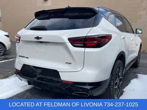 Used 2023 Chevrolet Blazer RS w/ Enhanced Convenience Package image 3