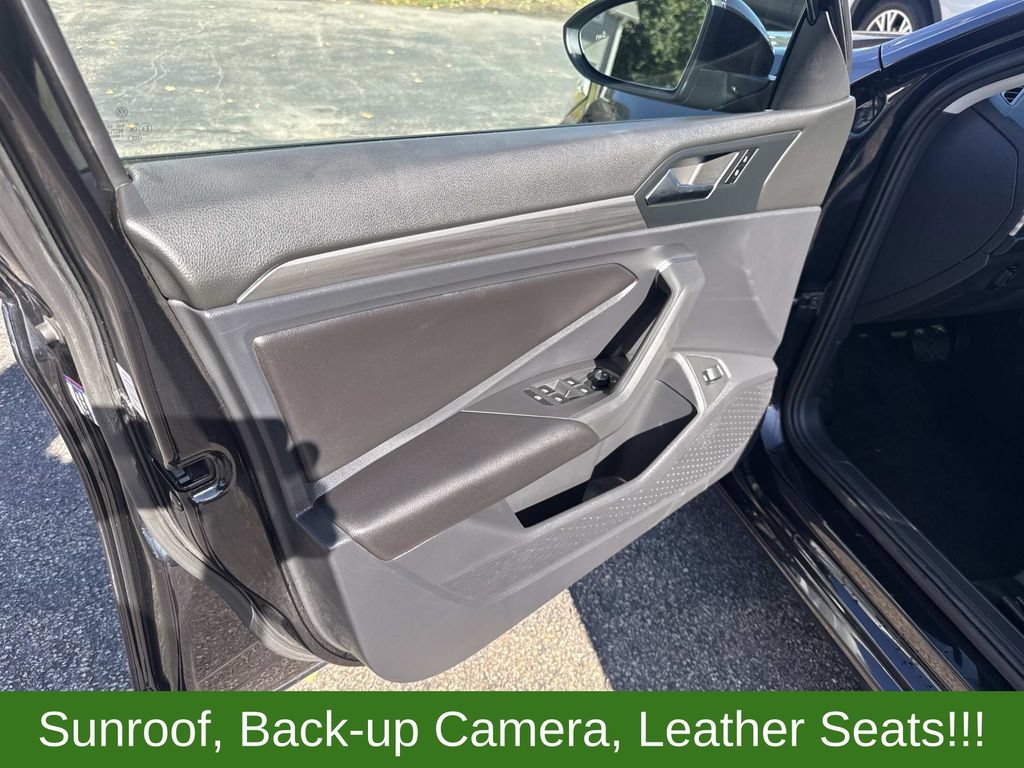 Used 2019 Volkswagen Jetta SEL FWD image 16