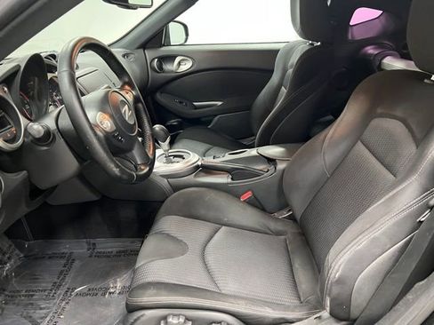 Used 2019 Nissan 370Z Coupe image 20