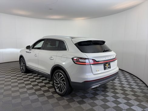 Used 2019 Lincoln Nautilus Reserve w/ Cargo Utility Package AWD/4WD image 8