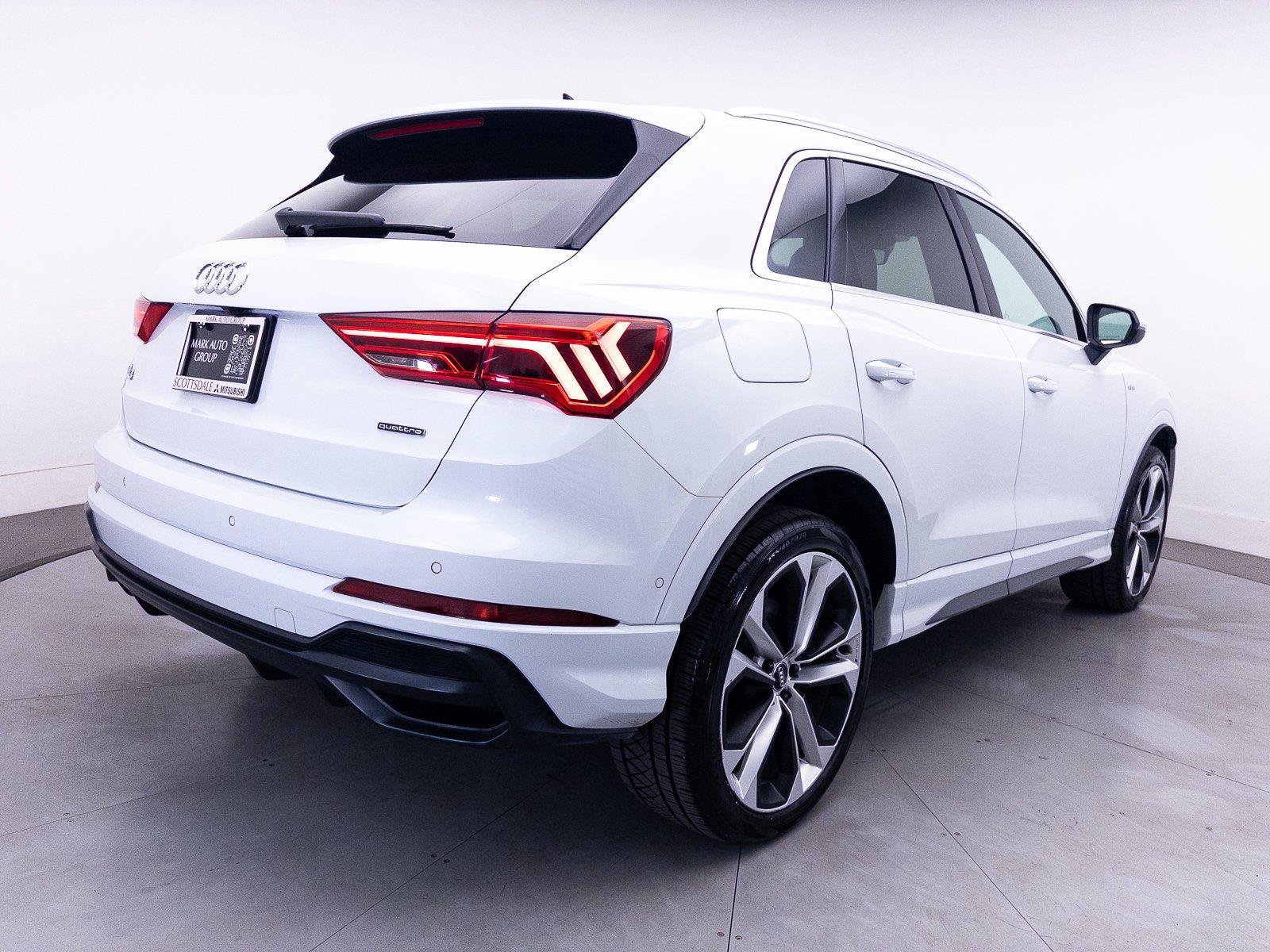 Used 2019 Audi Q3 2.0T Prestige w/ Prestige Package AWD/4WD image 19