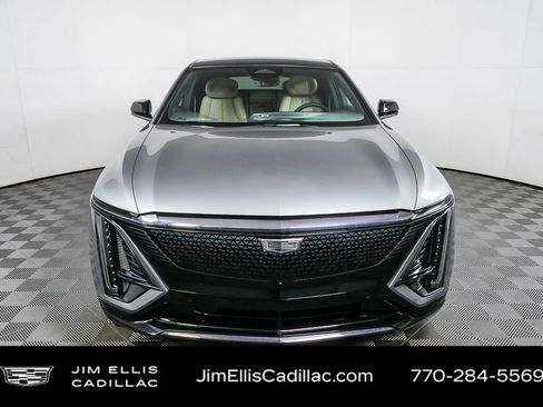 Certified 2024 Cadillac Lyriq Sport w/ Nappa Leather Package image 27