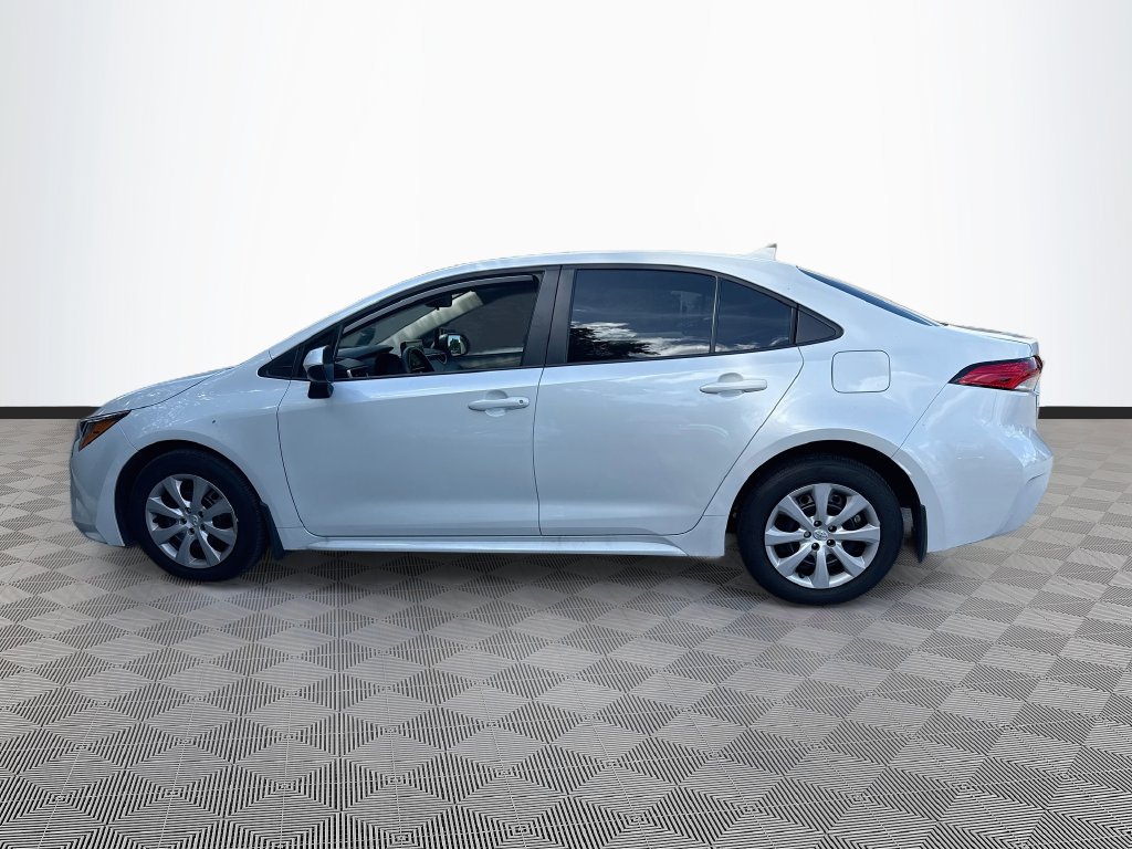 Used 2026 Toyota Corolla LE FWD image 9