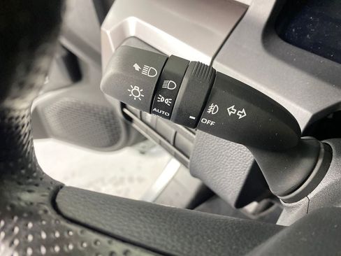 New 2026 Toyota Tacoma SR5 image 17