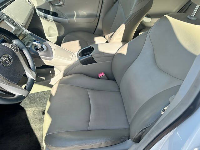 Used 2012 Toyota Prius FWD image 11