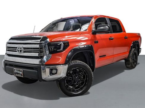 Used 2017 Toyota Tundra SR5 image 4