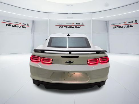 Used 2023 Chevrolet Camaro LT RWD image 6