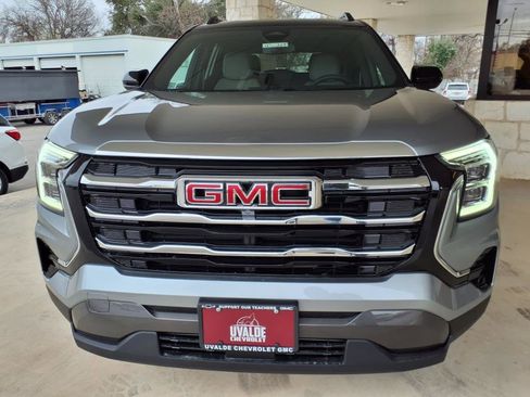 New 2025 GMC Terrain Elevation w/ Elevation Premium Package image 18