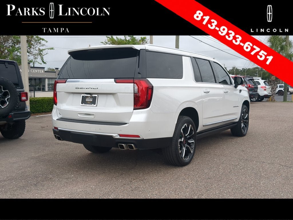 Used 2025 GMC Yukon XL Denali w/ Sun & Power Step Package RWD image 4