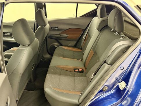 Used 2020 Nissan Kicks SR image 10