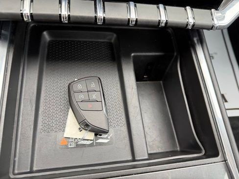 Certified 2025 GMC Acadia Elevation image 26