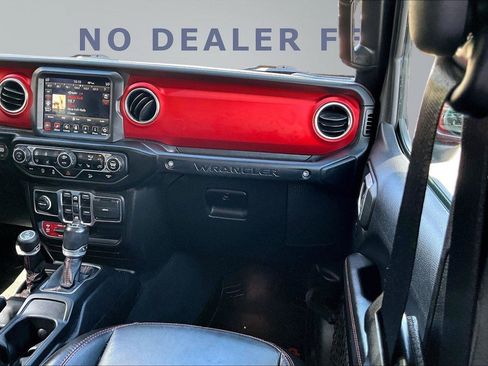 Used 2020 Jeep Wrangler Unlimited Rubicon w/ Dual Top Group AWD/4WD image 26