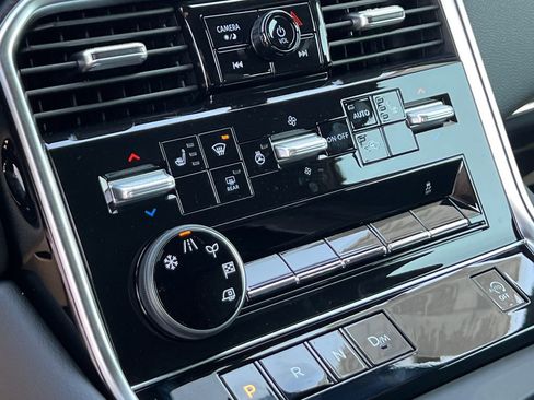 New 2026 Nissan Armada SL w/ Captain's Chari Seat Package image 26