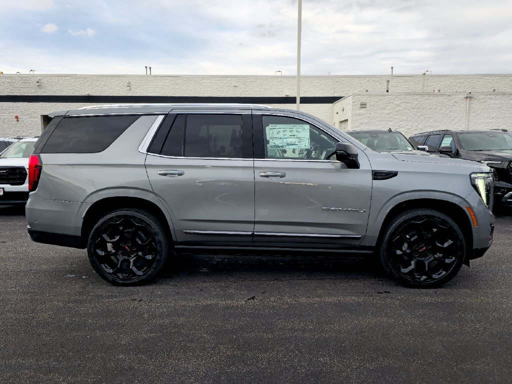 New 2026 GMC Yukon Denali Ultimate AWD/4WD image 10