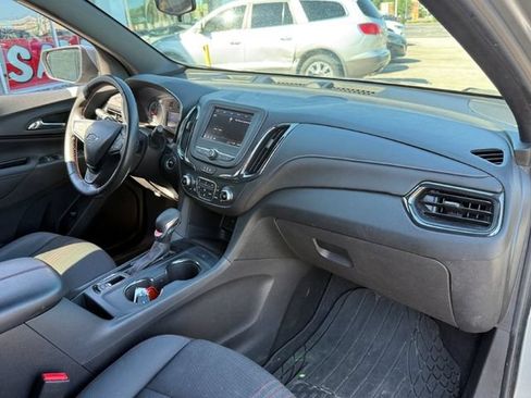 Used 2023 Chevrolet Equinox RS FWD image 22