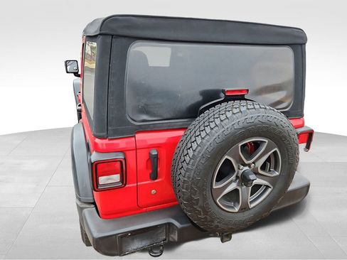 Used 2018 Jeep Wrangler Unlimited Sport S image 5