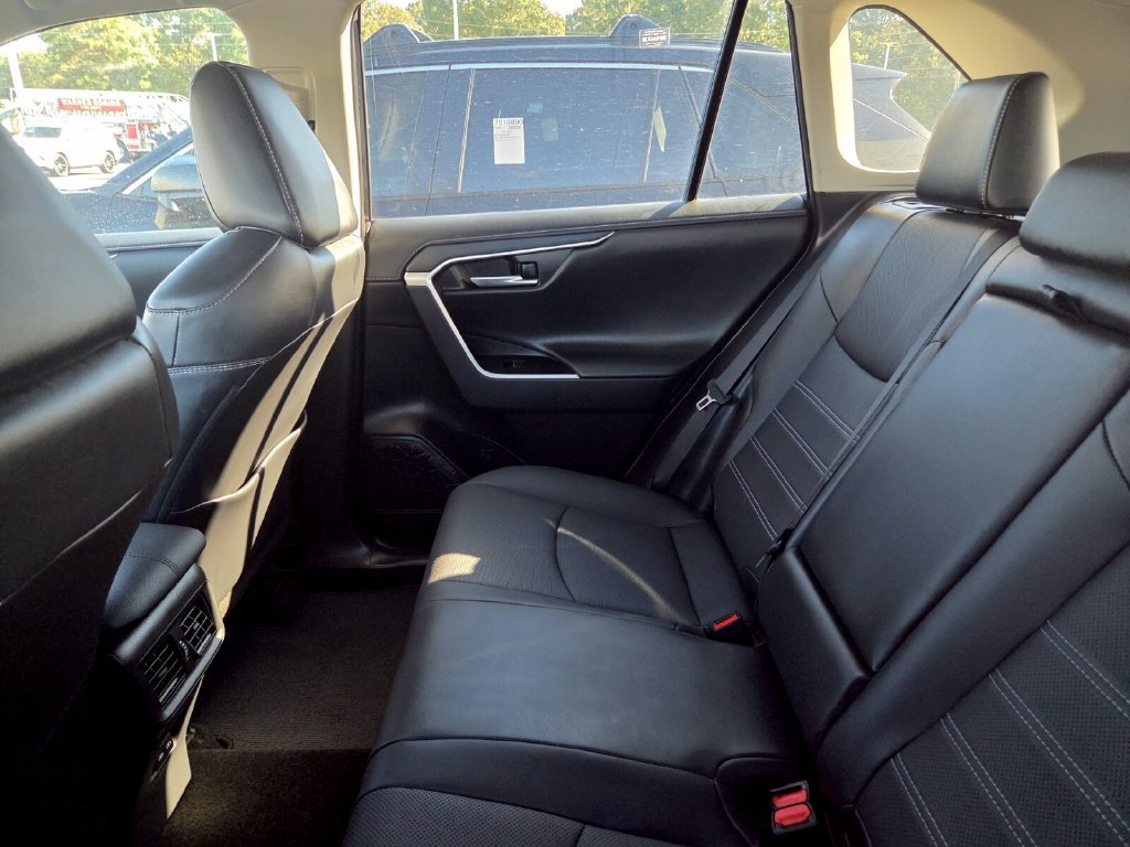Used 2024 Toyota RAV4 Limited FWD image 7