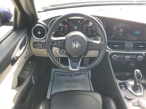 Used 2020 Alfa Romeo Giulia Ti Sport image 18