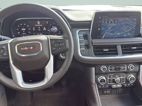 Used 2024 GMC Yukon SLT w/ SLT Premium Package RWD image 28