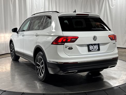 Used 2021 Volkswagen Tiguan SE AWD/4WD image 15